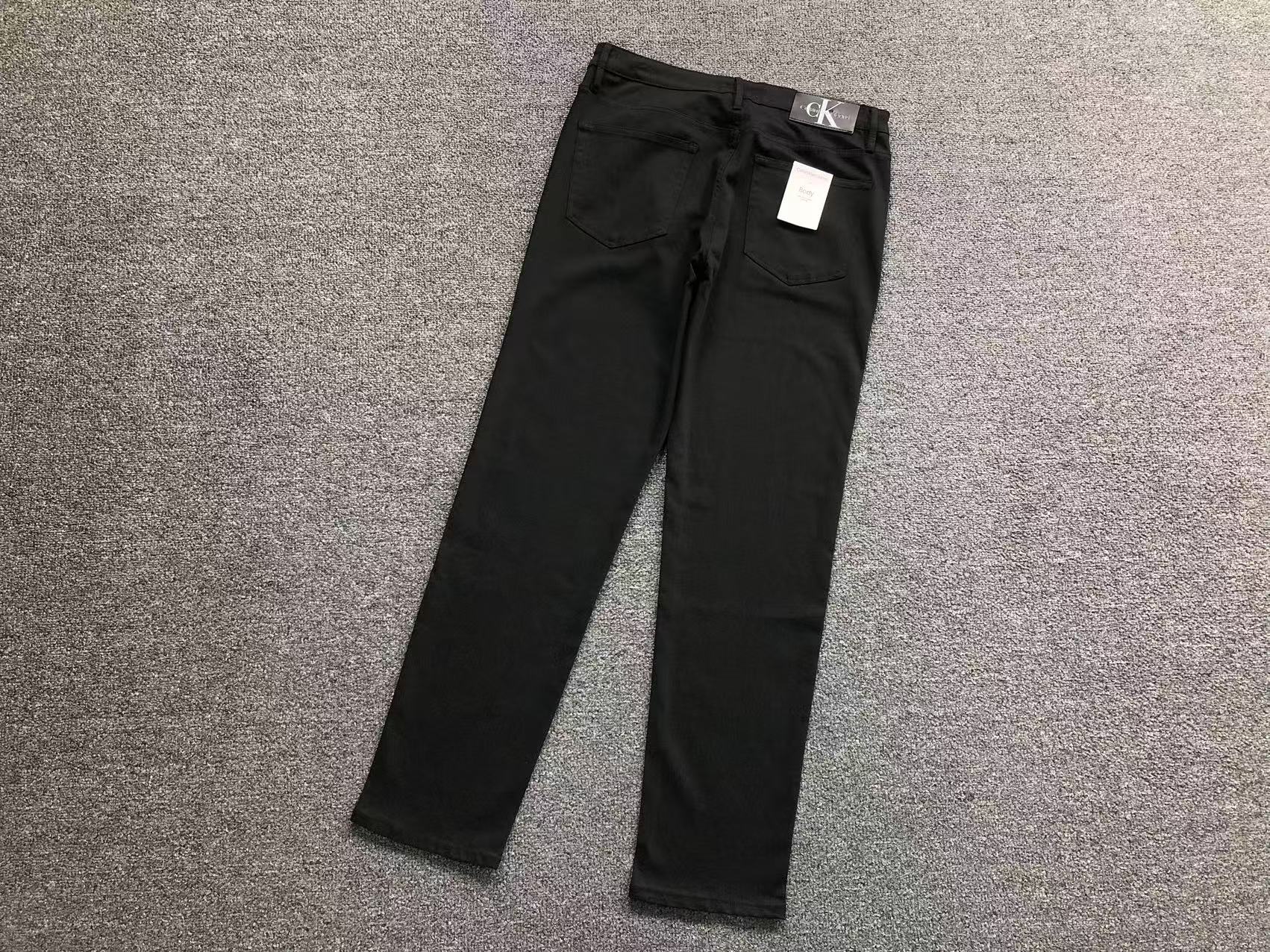 1#Calvin Klein hlače