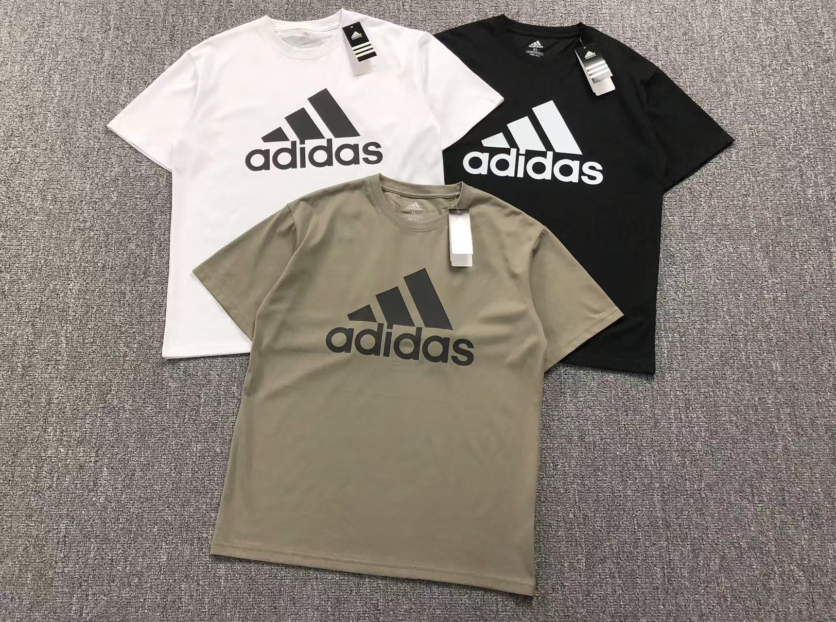 13#Adidas majica