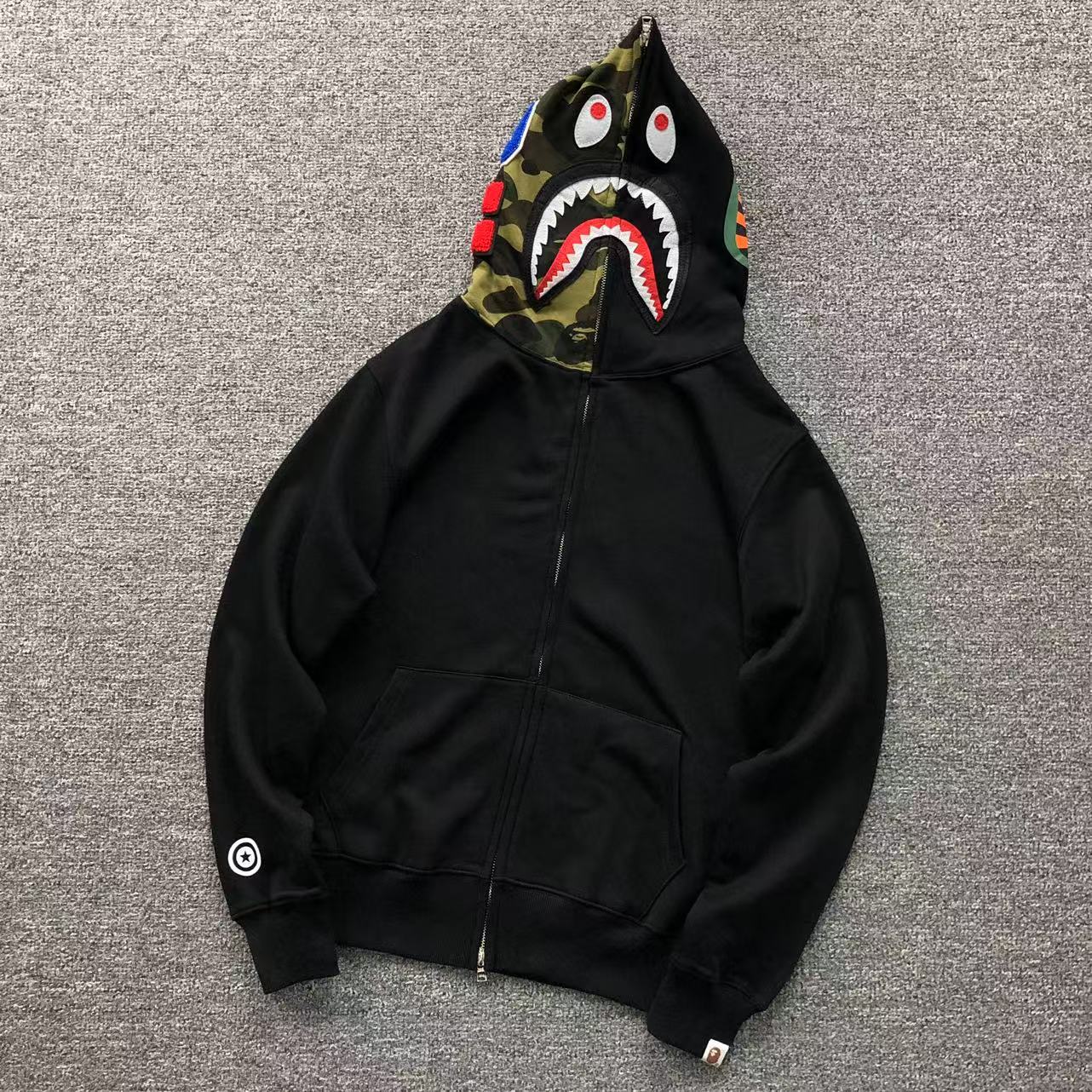 14#BAPE majica