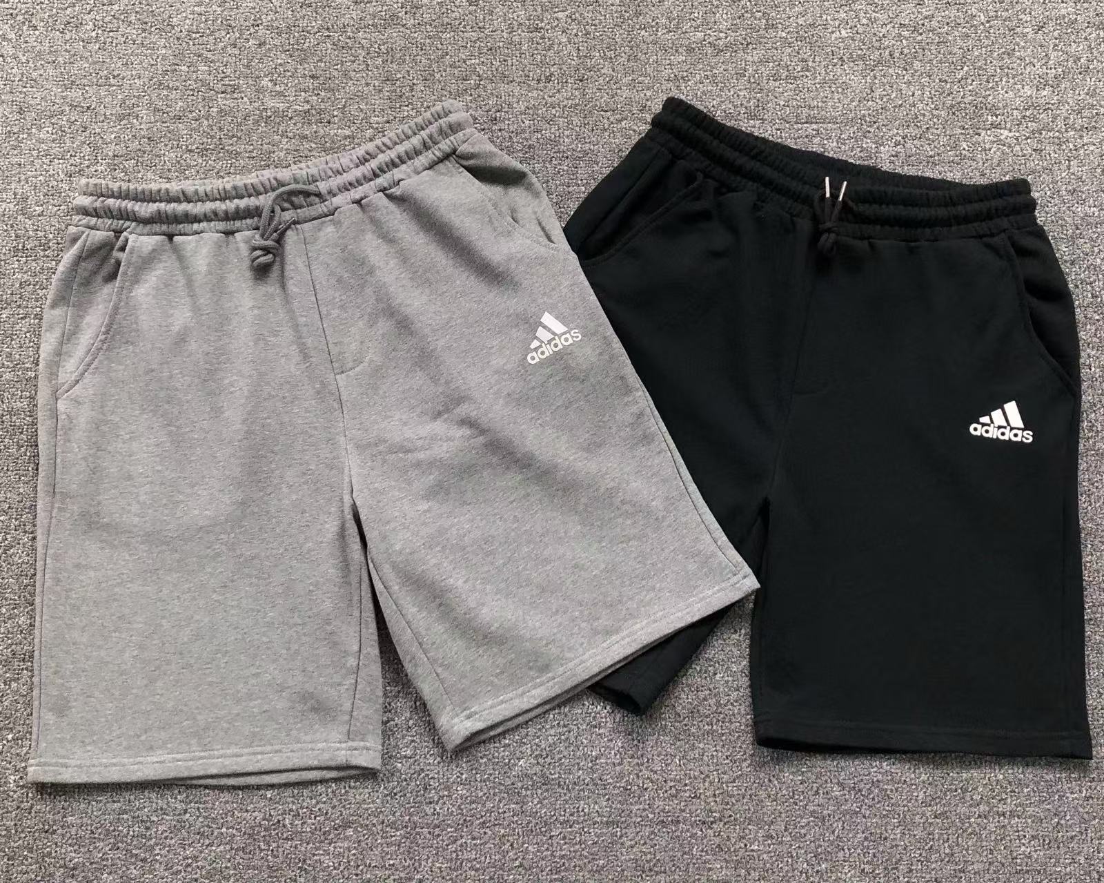 15#Adidas hlače