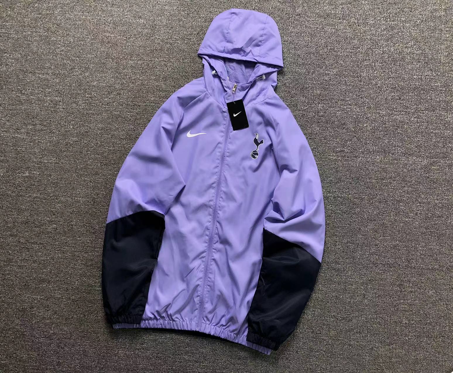 19#Nike jakna