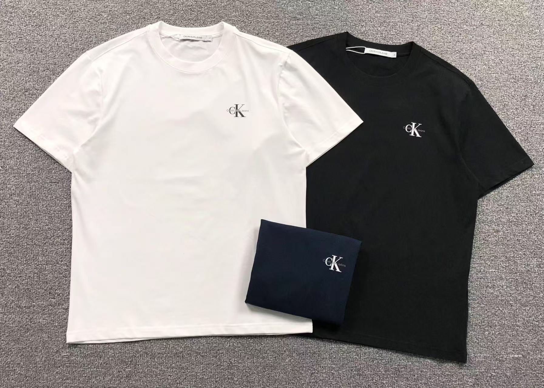2#Calvin Klein majica