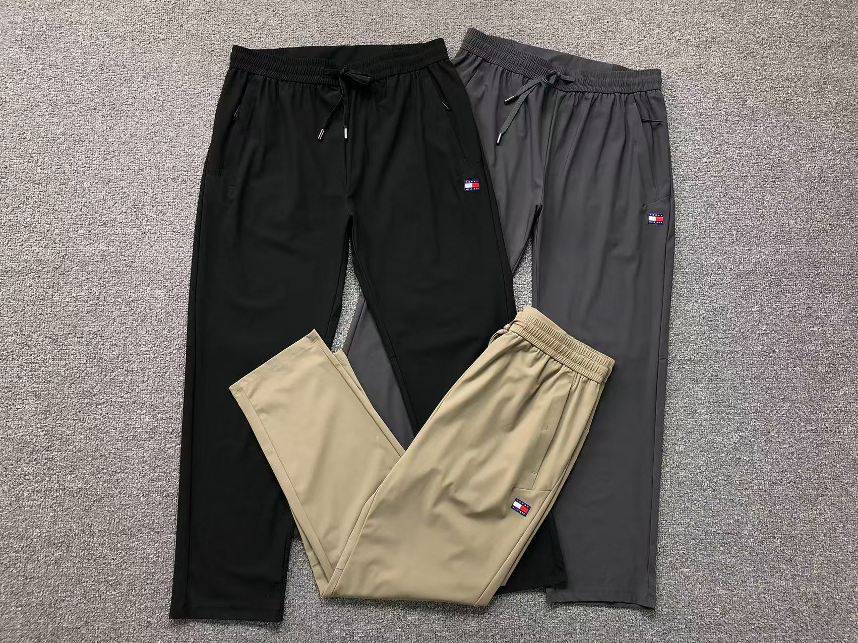 2#Tommy Hilfiger hlače
