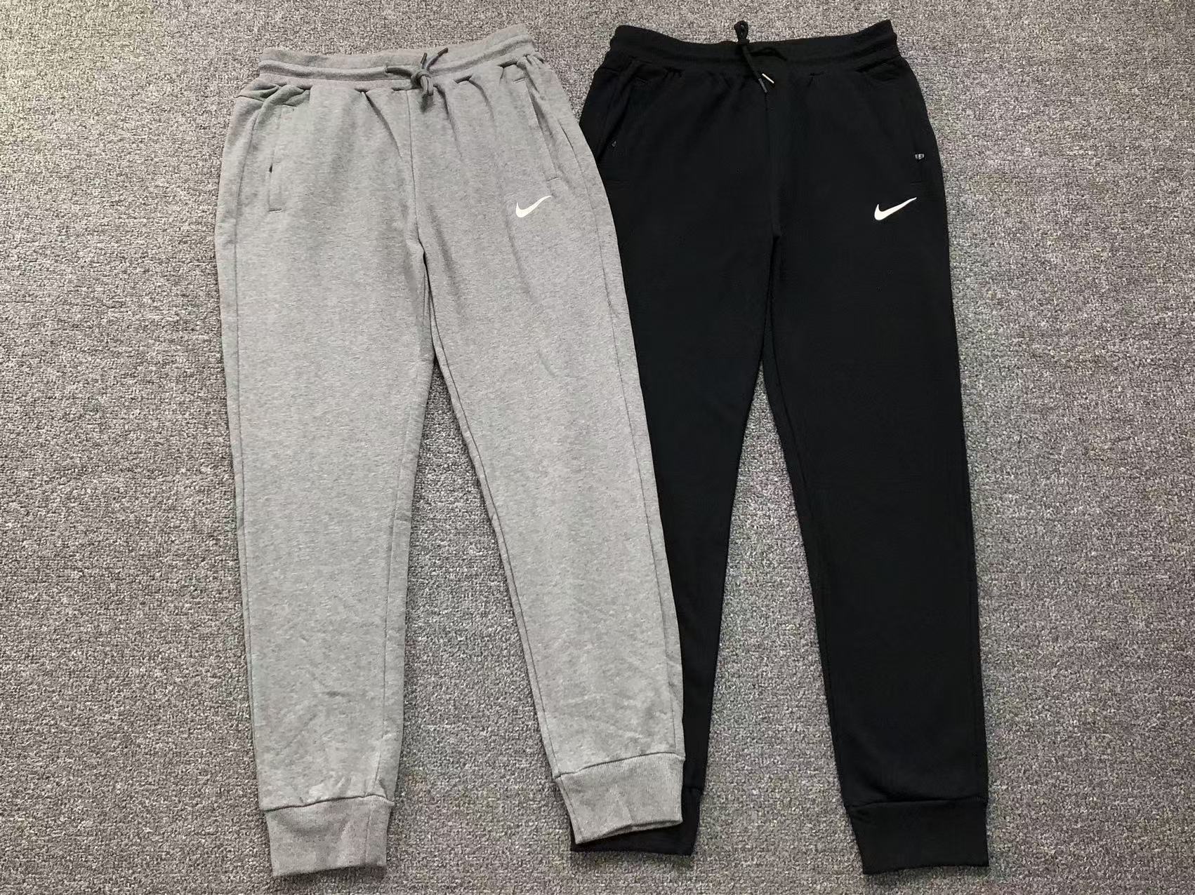 20#Nike hlače
