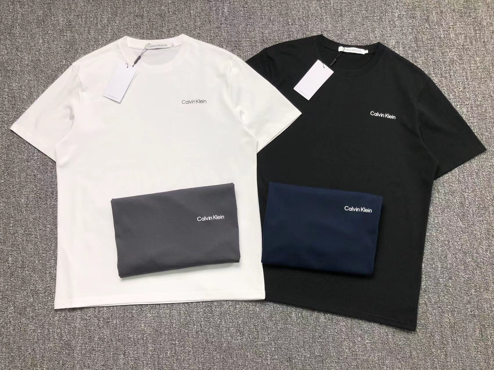 4#Calvin Klein majica