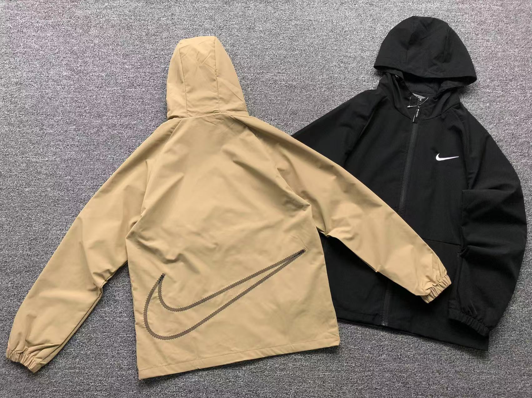 6#Nike jakna