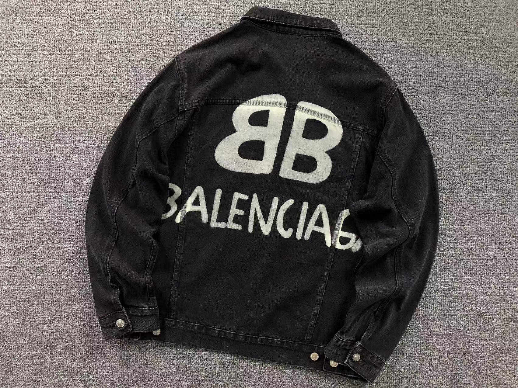 7#Balenciaga jakna