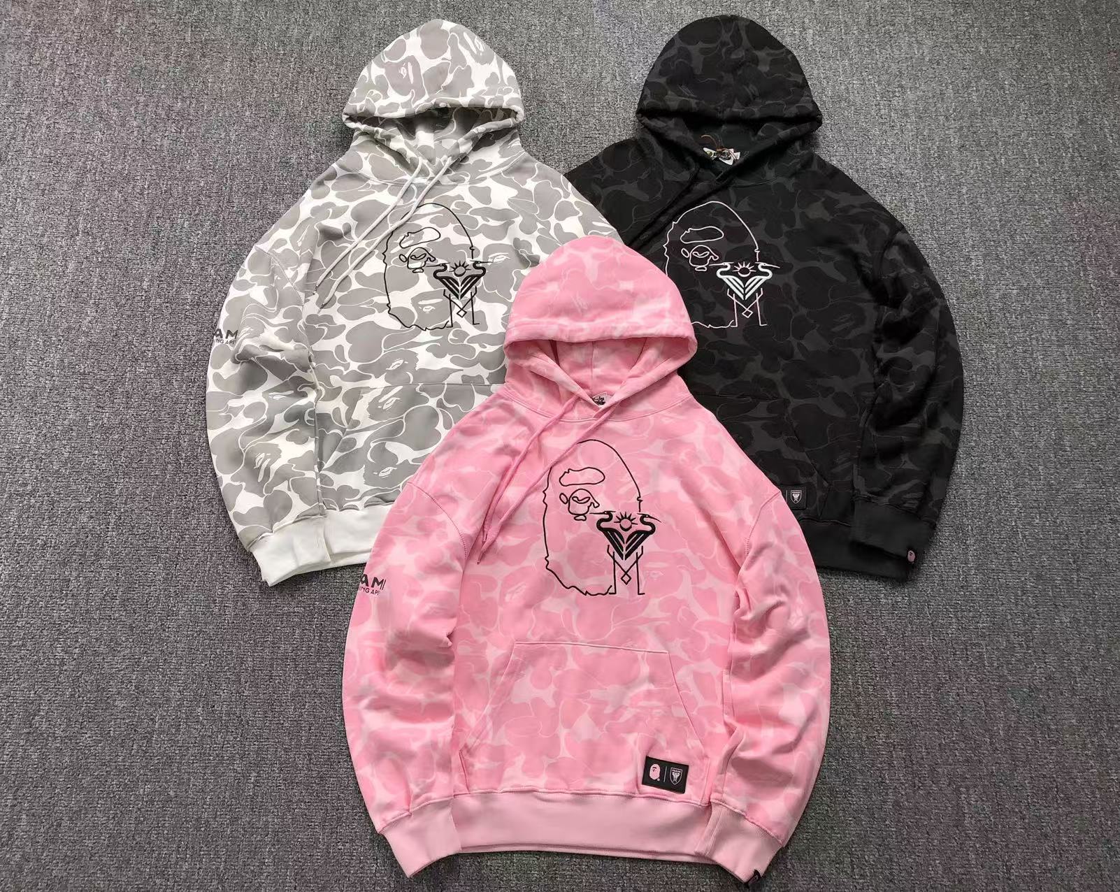 8#BAPE majica